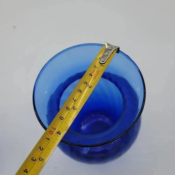 Vintage Cobalt Blue Glass Flower 8" Tall Vase Home Decor R8 - Picture 4 of 8